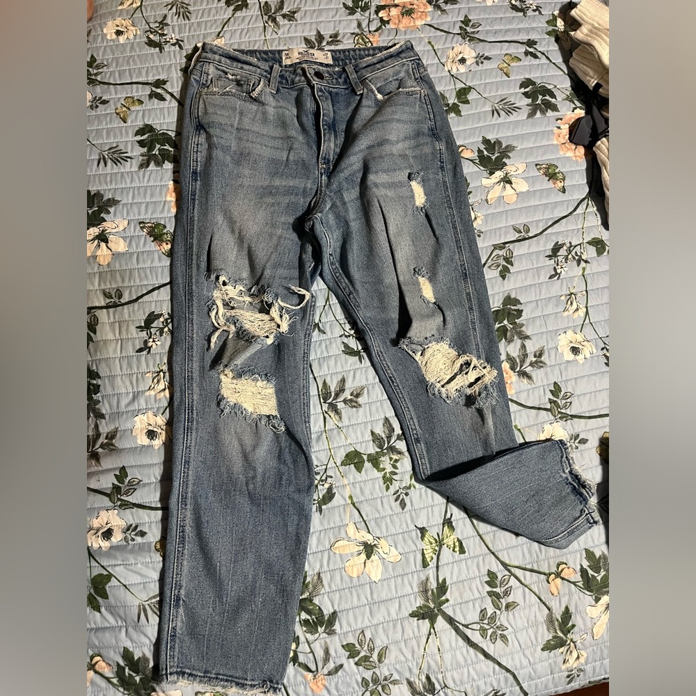 Hollister mom jeans